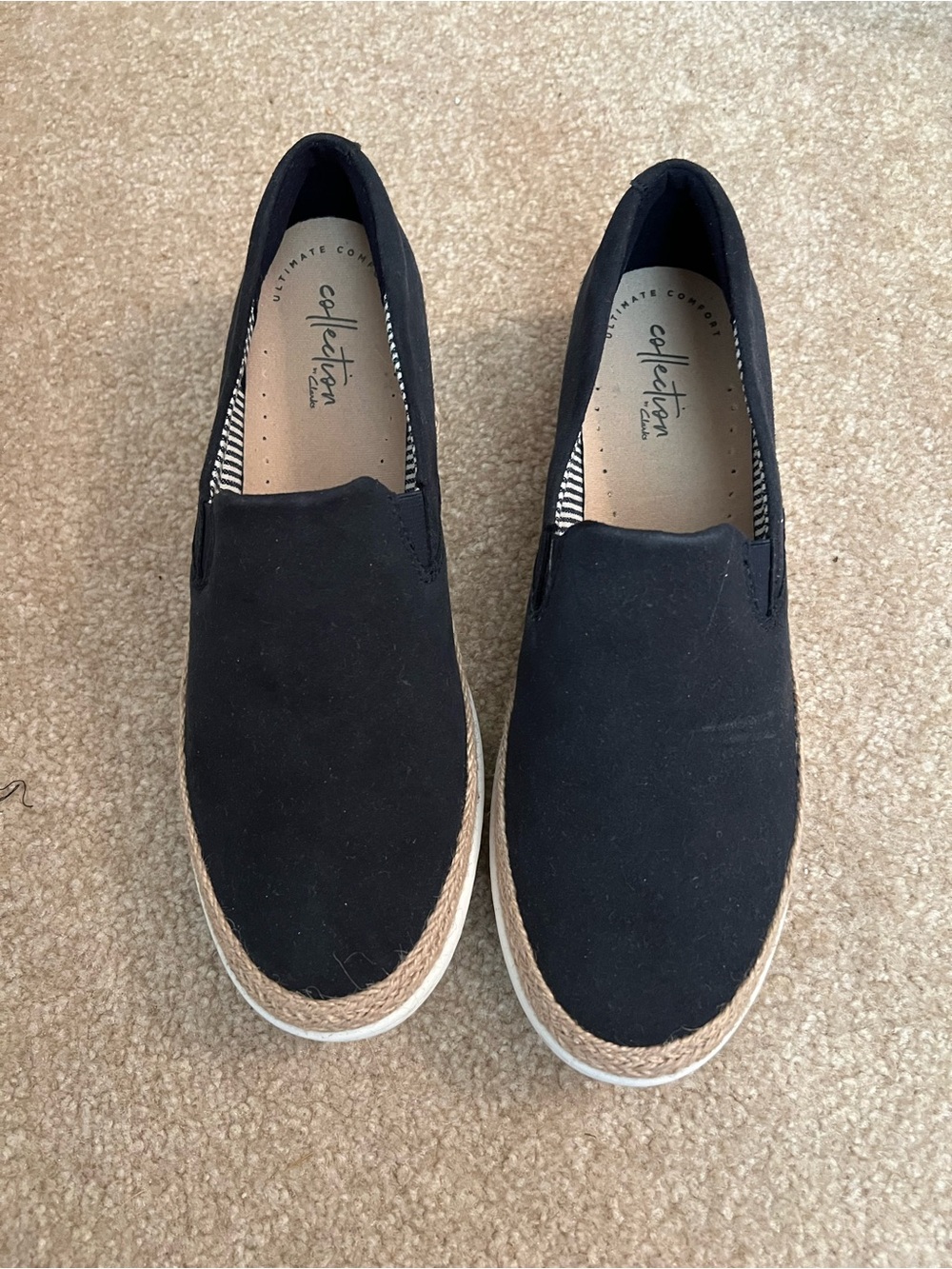 Clarks Marie Pearl Loafer in Navy Marine Nubuck size 9